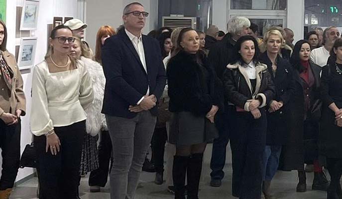 Зам.-кметът Станислав Кимчев откри изложбата „За любовта и виното“ в Благоевград