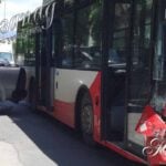 Катастрофа между пикап и автобус