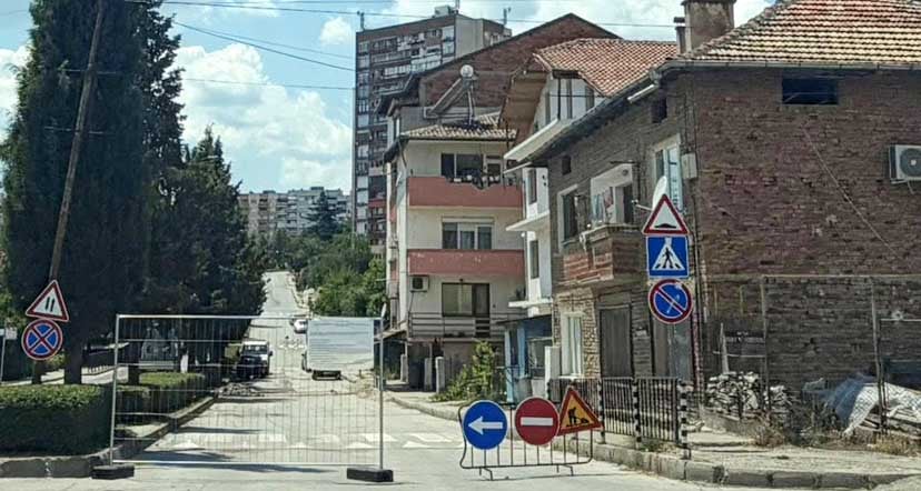 Започна подмяната на ВиК мрежата по ул. „Първи май“ в Сандански