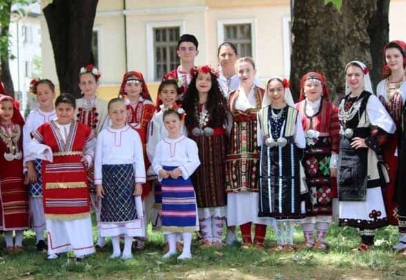 Златен триумф! Младите гласове на Сандански покориха фестивала „Пауталия“