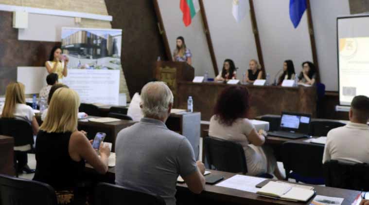 Община Благоевград отчете резултатите от изпълнението на проекта за изграждане на Младежки център