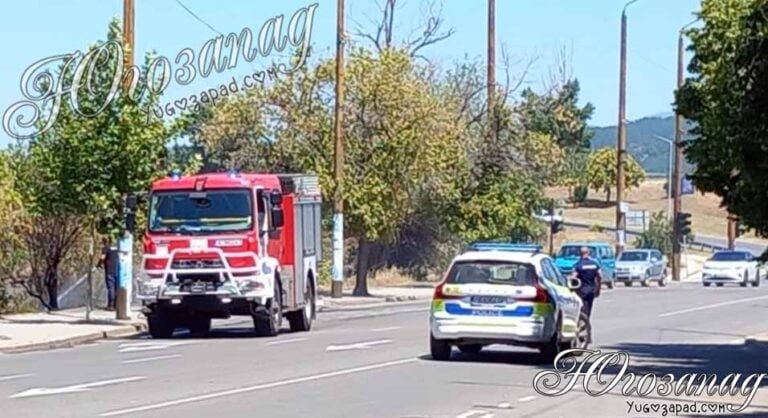 Пожар пламна в квартал Струмско, полиция и пожарна са на място