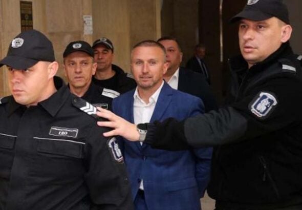 Радослав Ревански и Димитър Гавазов излизат от ареста, съдът ги остави под домашен арест